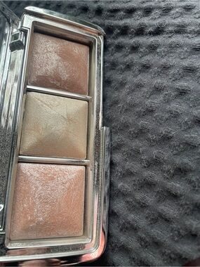 Hourglass Ambient Metallic Strobe Lighting Palette - Full Size (not new)